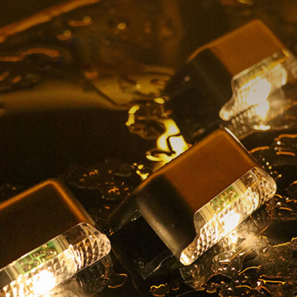 레나에너지 태양광 충전식 야외 계단 조명 4p 4,430원