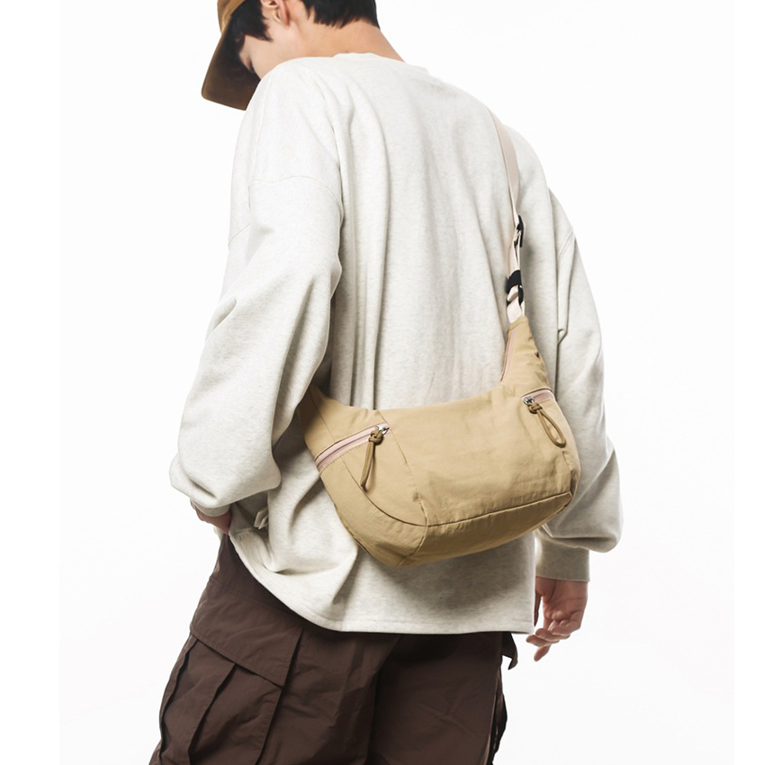 Caramella 이지고 시티 라운드 숄더 크로스백 18,800원