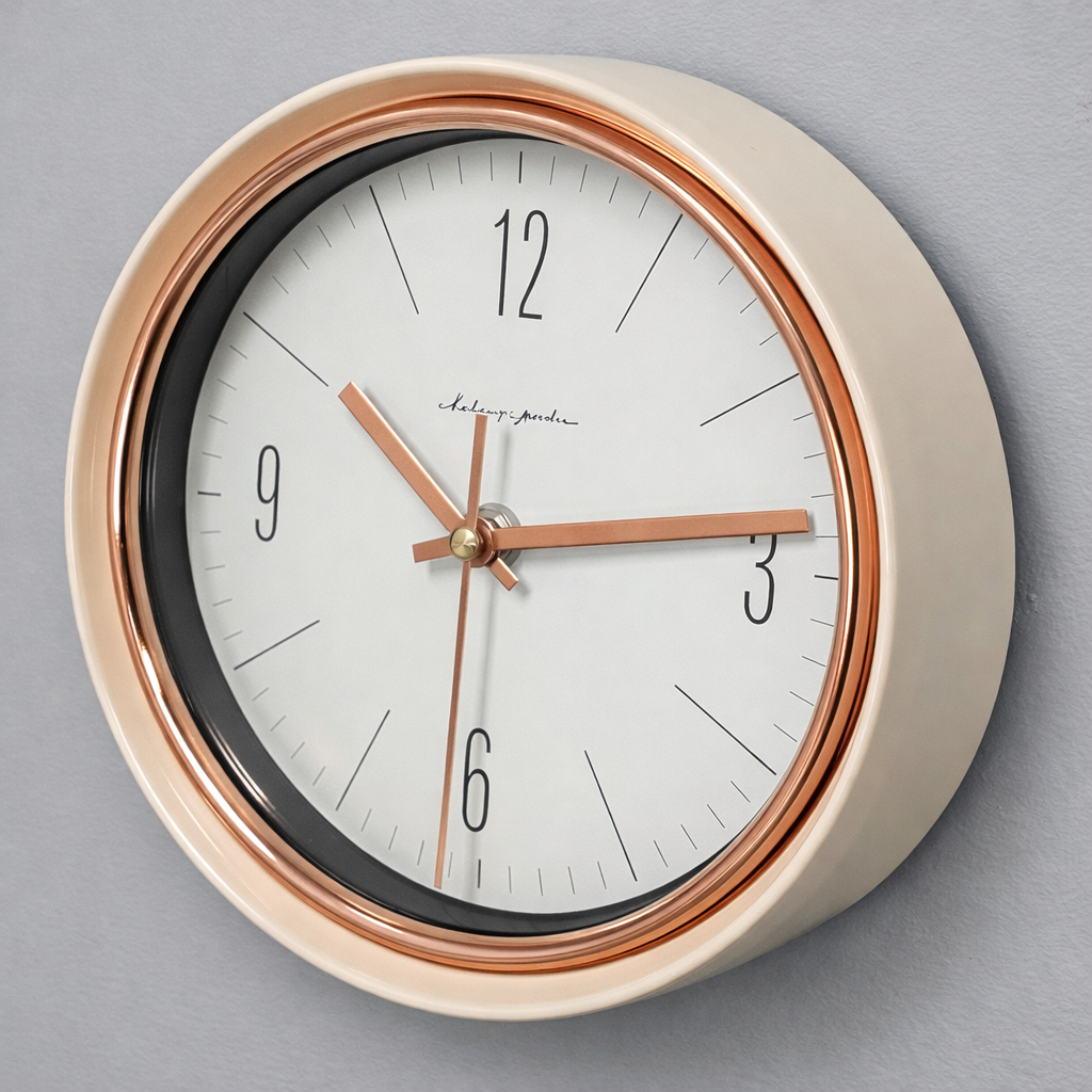 문고리닷컴 차니즈 레트로 메탈 무소음 벽시계, 크림 19,900원