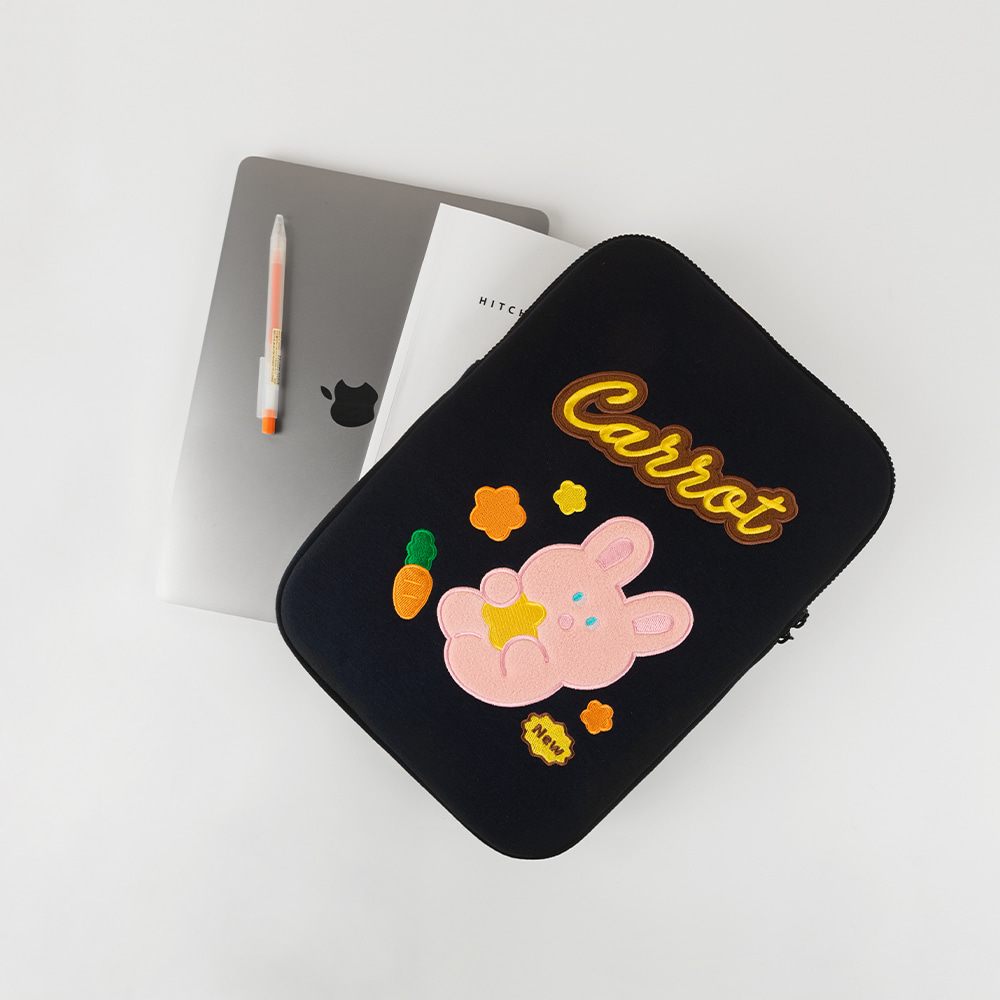 [올뉴프레임] 자수 노트북 파우치 시리얼 22,900원