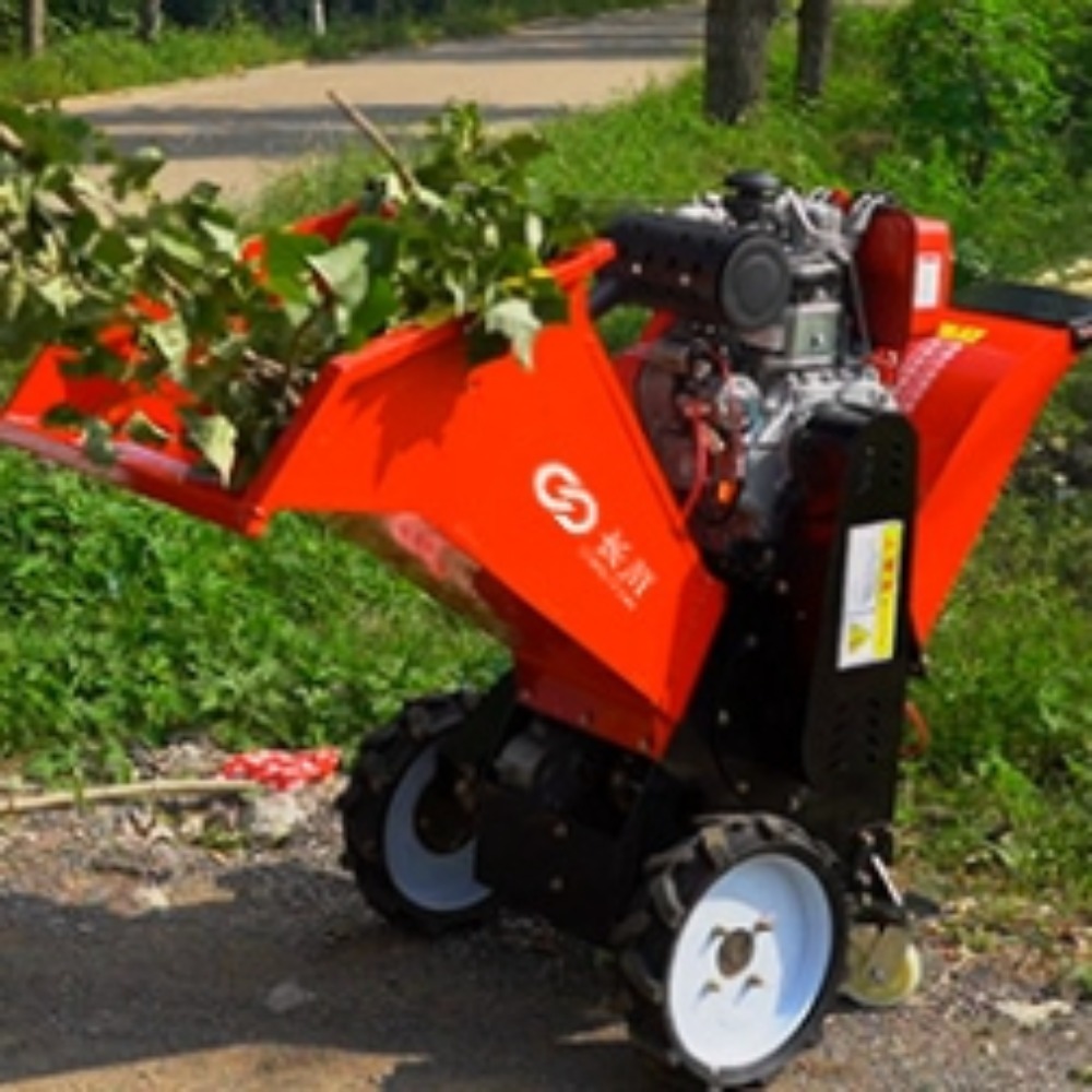 자주식 나무파쇄기 잔가지 목재 절단 분쇄기, 모터 7.5KW 8cm 3칼날 2,116,000원