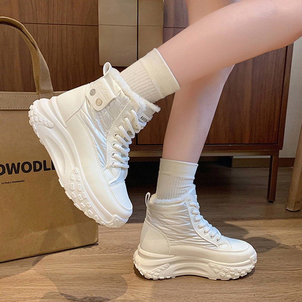 제이투 여성 겨울 미끄럼방지 방한화 기모 패딩부츠 26,900원