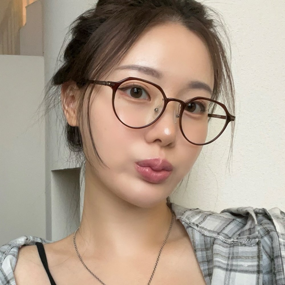 하루홀릭 국산 동그란 라운드형 초경량 아케마 릴산클리어 소재 라식 라섹후 시력보호 남녀공용 초경량 뿔테 블루라이트차단 안경 8g 37,050원