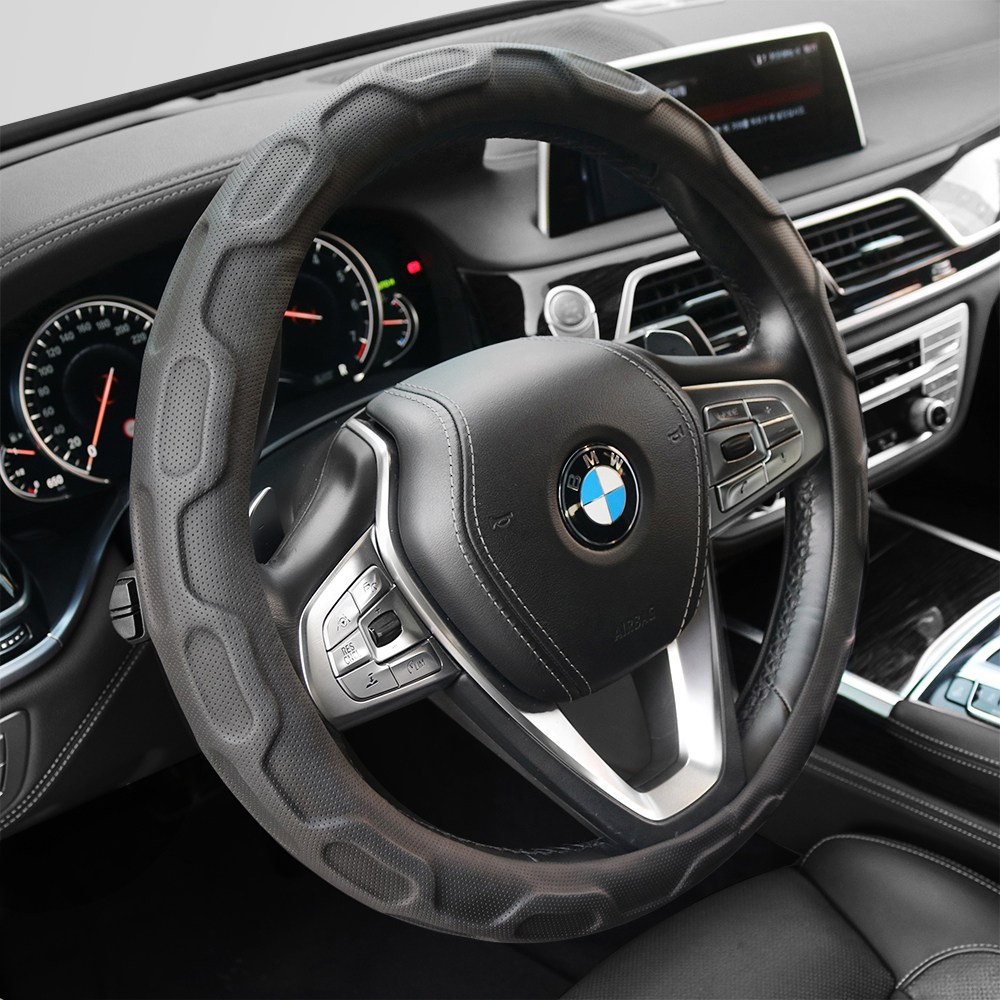 가현유통 3D벌집그립 핸들 운전대커버 대형화물차 버스 트럭핸들카바 기아 현대 2.5톤 5톤 8톤 12톤 올뉴 E마이티 메가트럭 노부스 울트라 차세대 프리마 트라고엑시언트 카운티, 리치블랙 19,900원