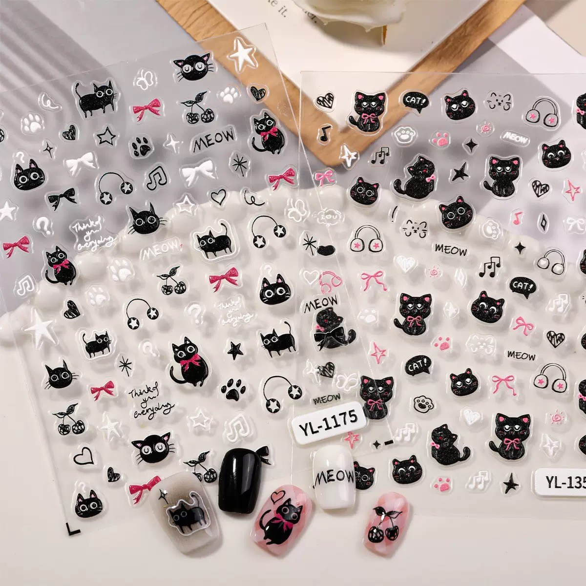 별라 힙한 엠보 입체 네일 스티커 귀여운 고양이 동물 별 달 리본 하트 2종 세트, 2개, B형 8,900원