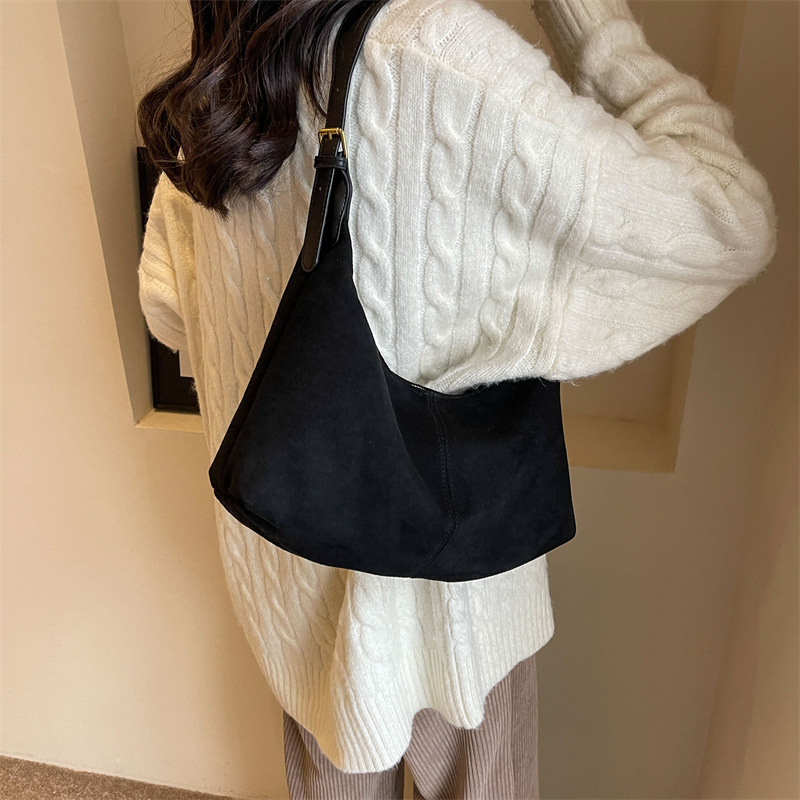 KDNC 여성 스웨이드 가방 캐주얼 스웨이드 숄더 겸 크로스백 21,800원