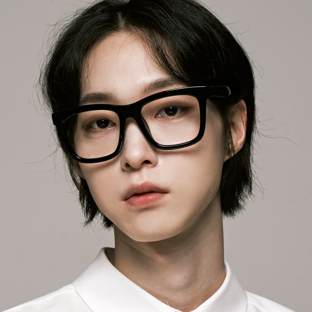 하루홀릭 빅 오버사이즈 국내생산 하드멀티코팅 블루라이트 차단 사각 뿔테안경 27,550원