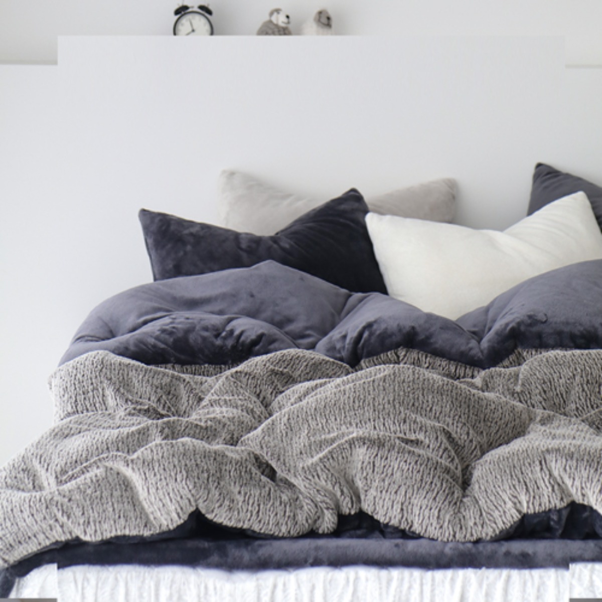 베이직톤 국내산 폴라베어 발염 극세사 이불 프리미엄 라셀 10mm 겨울이불 세트 139,700원