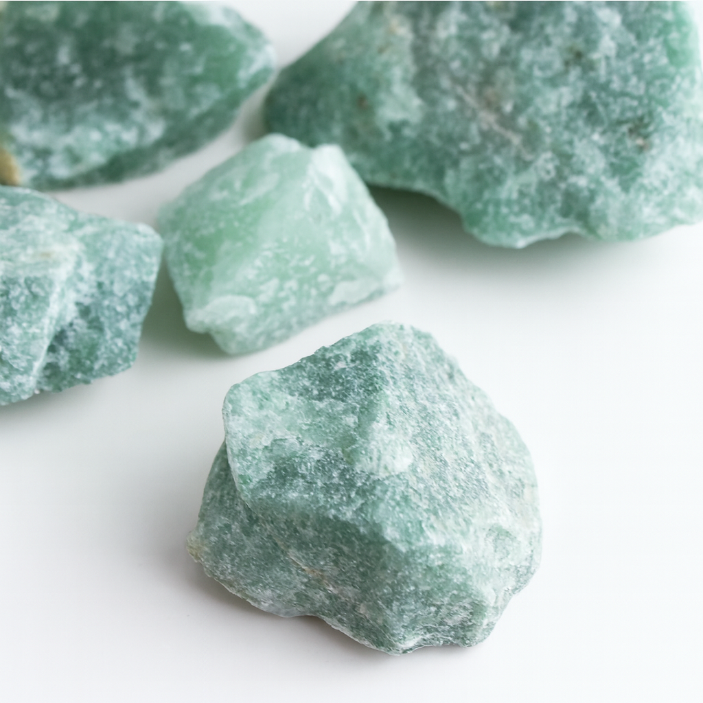 천연 그린 어벤츄린 원석 인도비취 러프 재물운 풍수 안정과 행운, 300g, 1개 16,800원