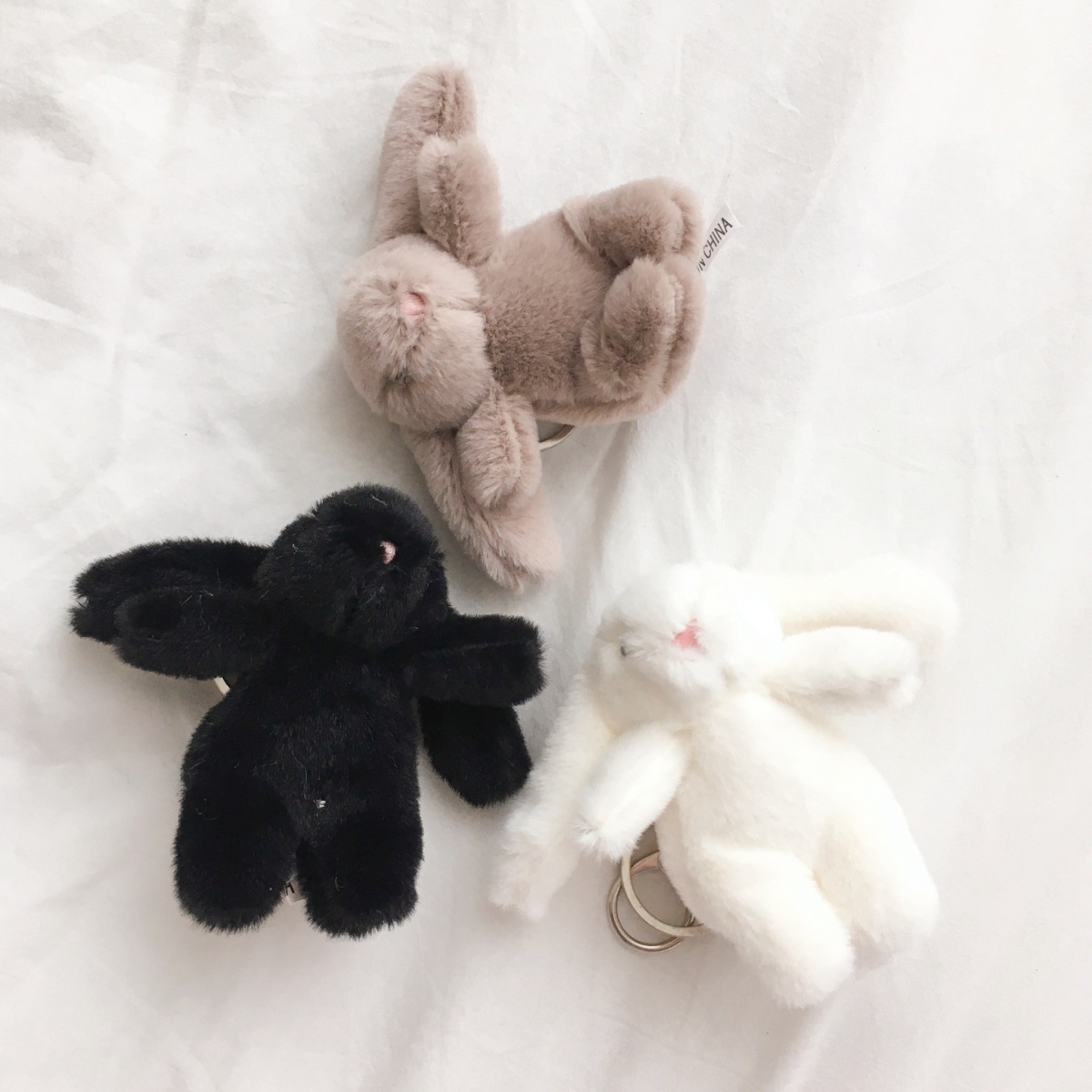 [선물포장] 토끼키링 가방장식 키링 열쇠고리 토끼인형 백키링 선물 13,900원