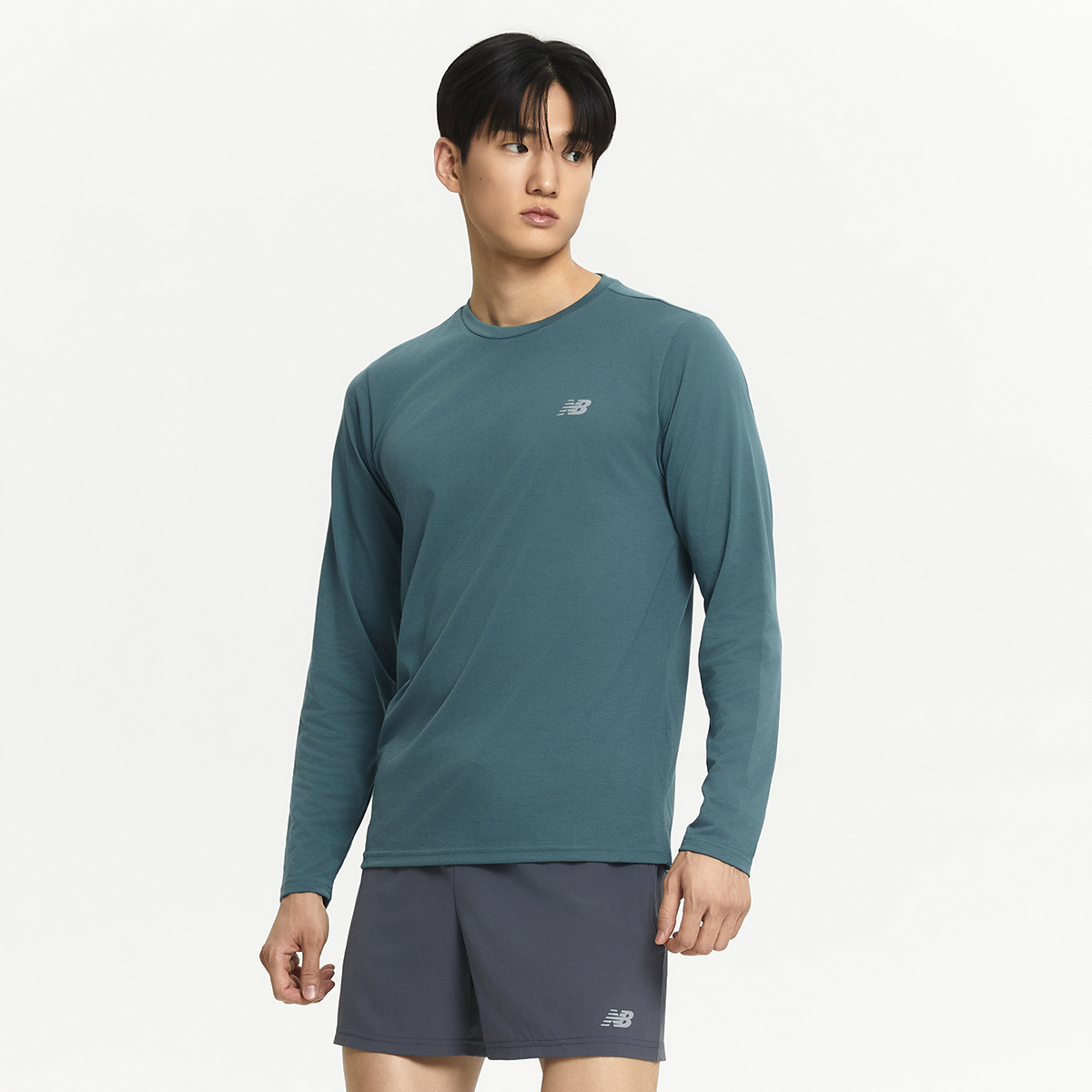 뉴발란스 남성용 MT43150 스포츠 퍼포먼스 스탠다드 핏 긴팔티 NBNDE4P111 36,730원