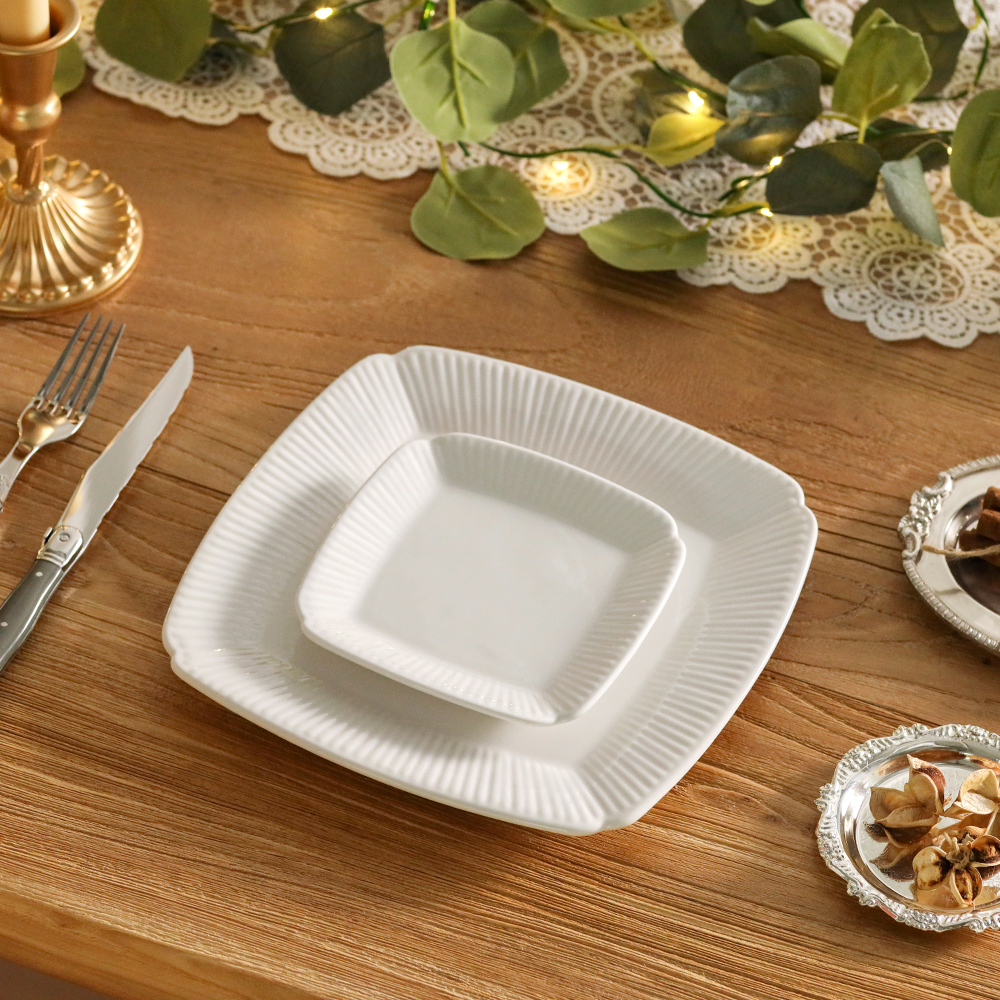 윤도자기 국산 순백 정사각 접시 소 13.5cm 27,600원