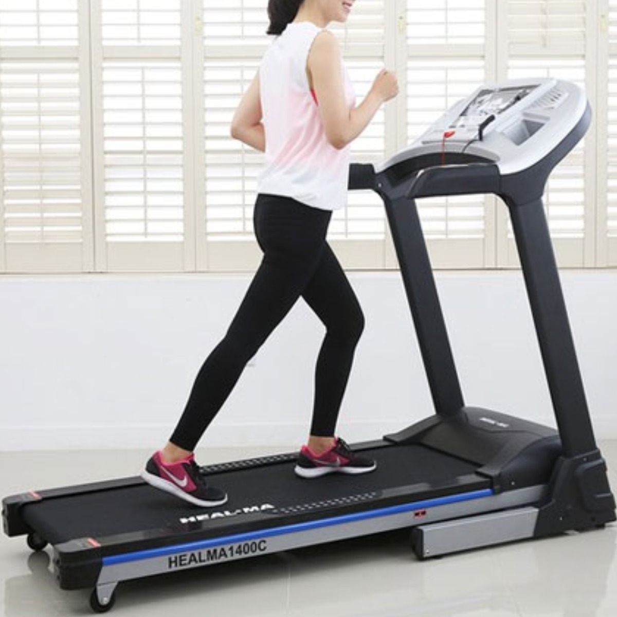 헬마 1400c, 1400k, 대형 런닝머신, 벨트넓이 50cm, 55cm, 층간소음 방지 1,381,680원