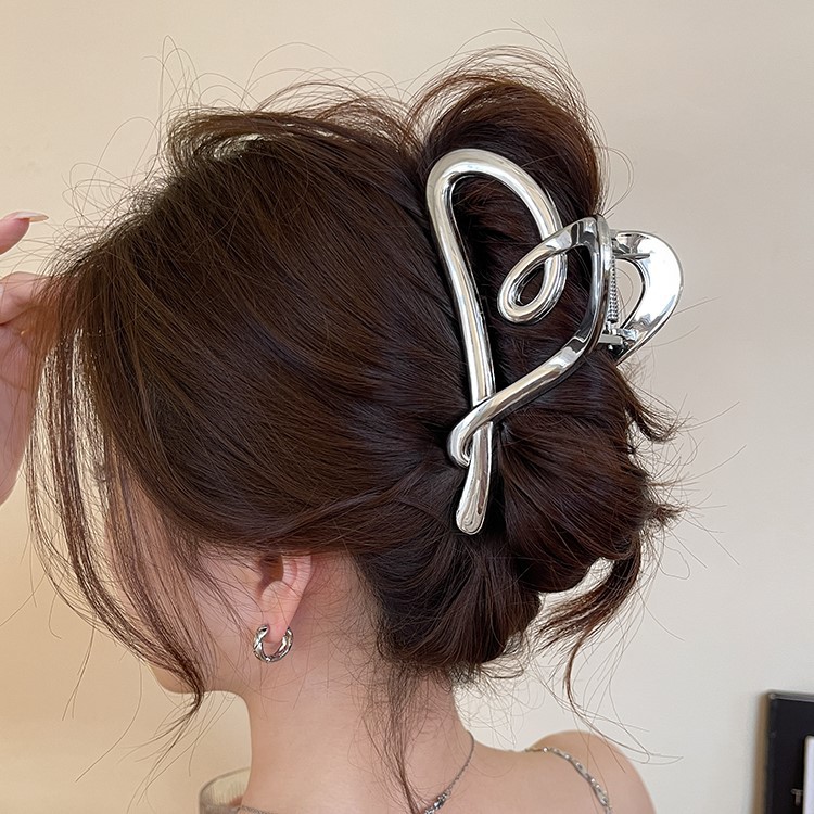 모스리나 메탈무드 하트 집게핀 7,900원