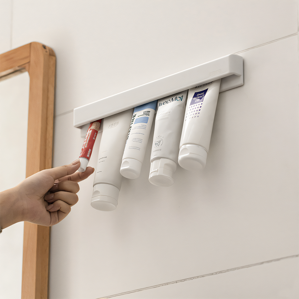 욕실 벽걸이 튜브 홀더 치약 세안제 정리함 다용도 수납 랙, 1개, 하얀색 13,000원