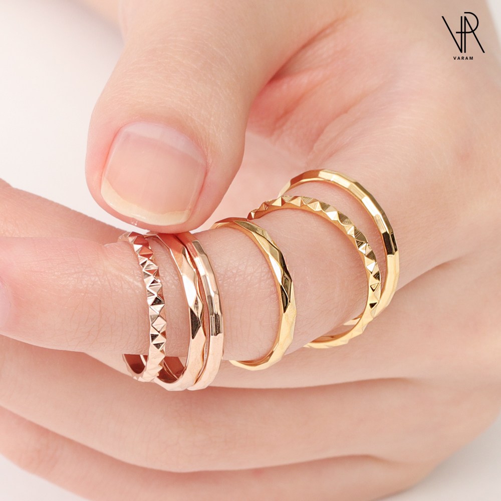 VARAM 써지컬316L스틸 삼각 마름모 사각 컷팅 레이어드 실반지 11,900원