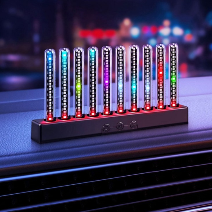 차량용 에어컨 벤트 클립 차안 음향 감응 차안 LED 다채로운 RGB 무드등 효과 USB, 1세트, USB 26,200원