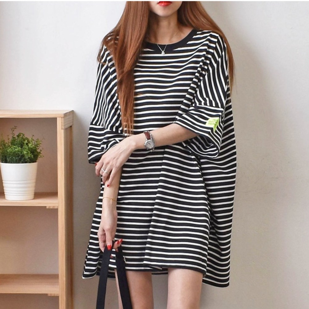 라온투유 빅사이즈 오버핏 스트라이프 박스 반팔티 15,900원