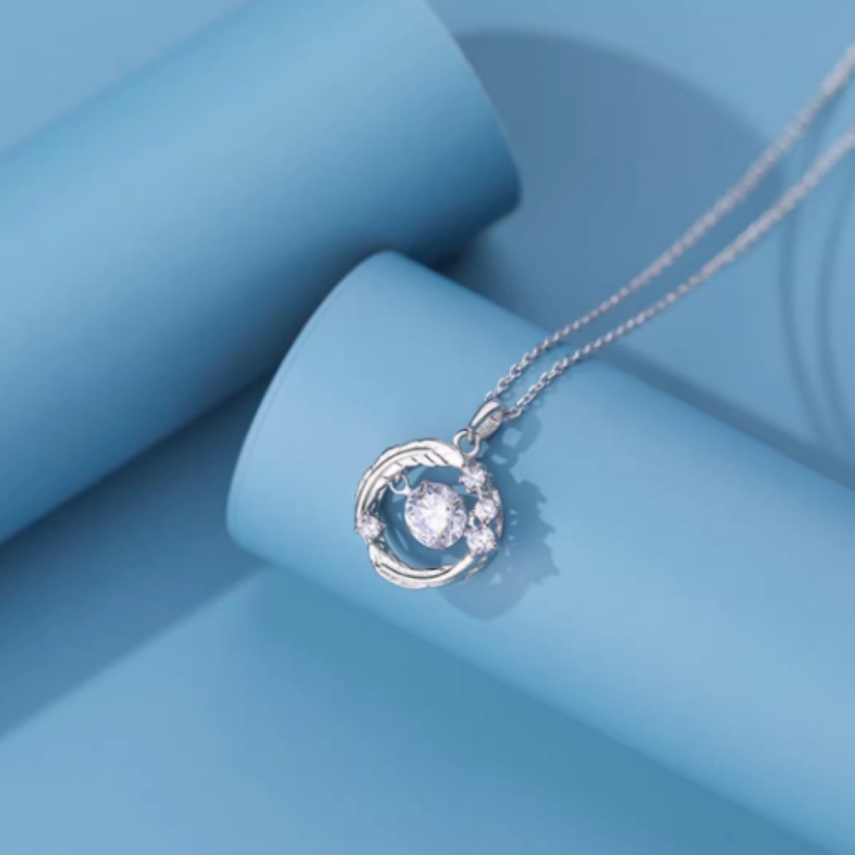 Lunire S925 GRA인증 여성 실버 목걸이 뫼비우스의 하트 발암물질이 없고, 퇴색되지 않습니다 77,000원