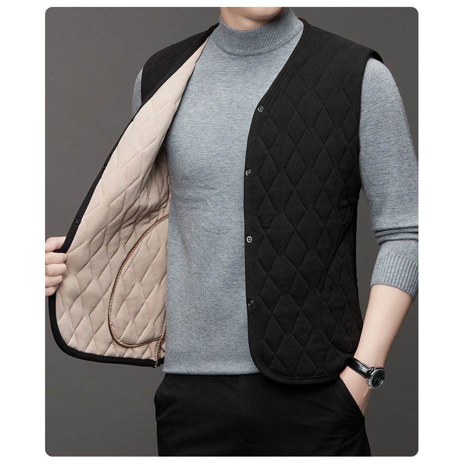 남성용 퀄팅 따뜻한 방한 조끼 데일리 정장 조끼 사무실 실내용조끼 가볍고 겨울 필수 아이템 패딩이너조끼 캠핑룩 일상룩 출근룩 등산복 26,250원