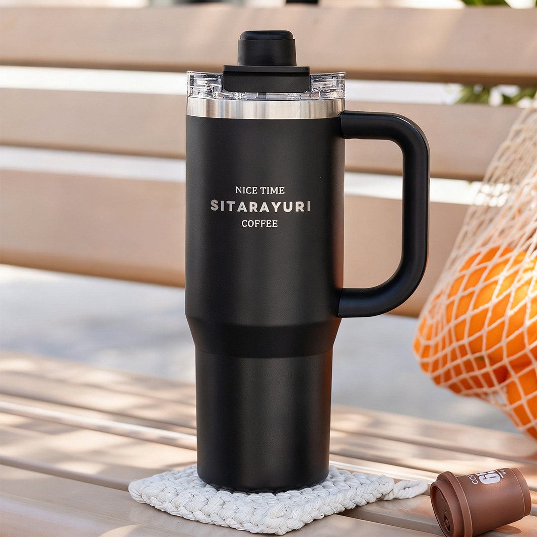 콜콜러브 대용량 텀블러 304 스텐 빨대 손잡이형 텀블러 이중 보온병 보냉병 차량용 캠핑용 12,500원