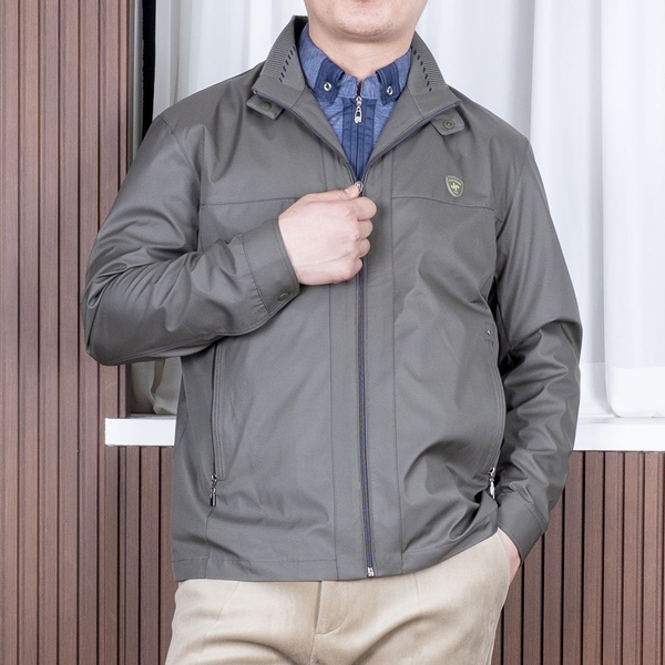 중년 남성 고급 가을겨울 단풍빛 생활방수 바람막이 점퍼 94,800원