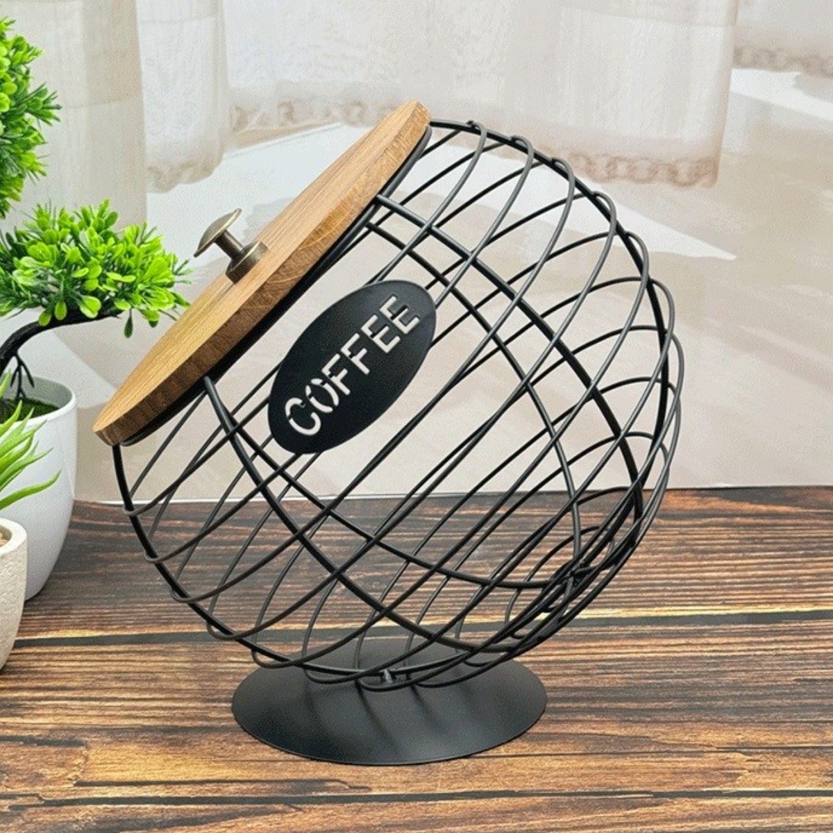 디자인 감각적인 프루트 바스켓  메탈 커피 정리  철제 선반형 수납함  사선 커트 디자인 바구니  간식 및 건과류 보관함  특별한 디자인의 수납 선반  홈 데코 오브제 14,890원