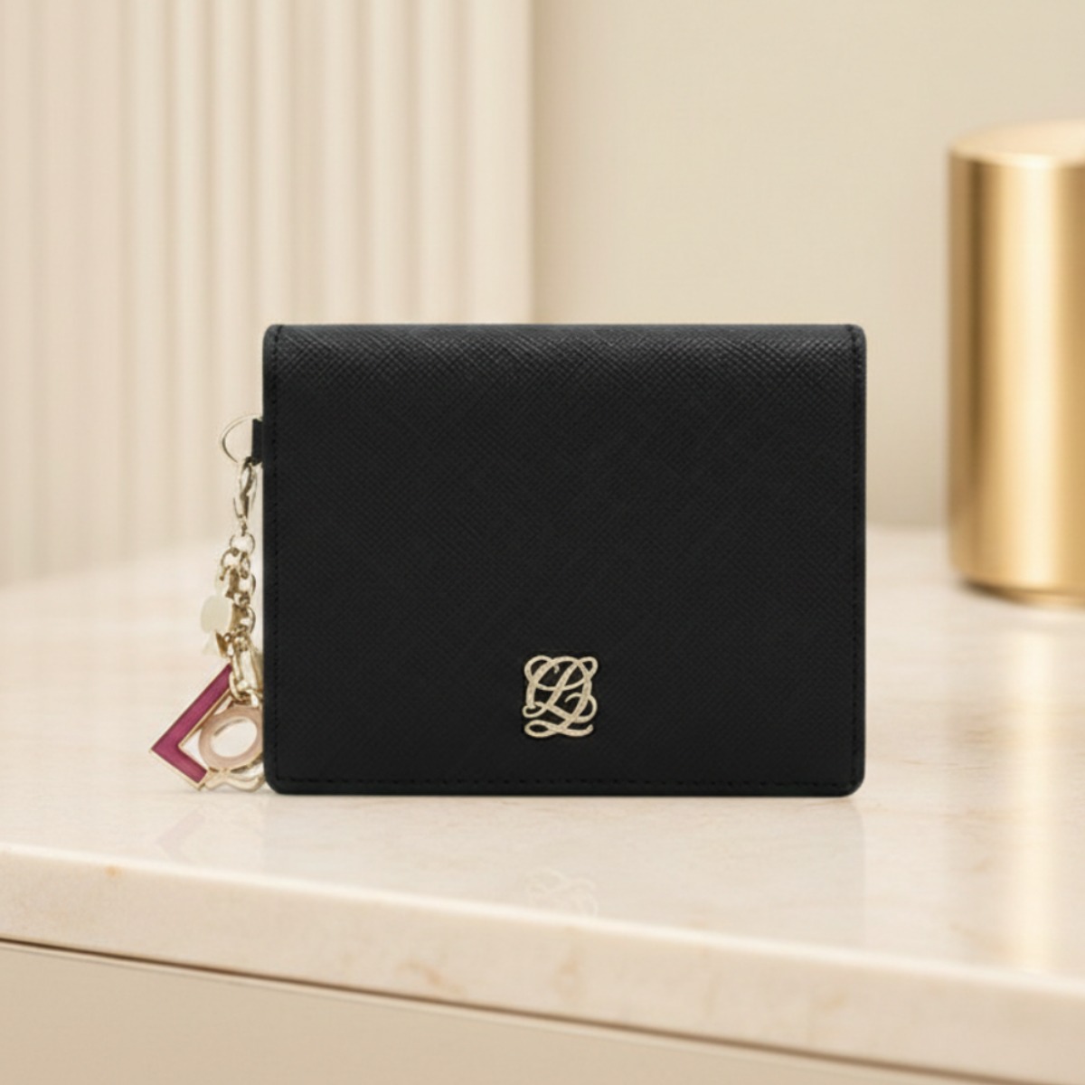 [선물포장/쇼핑백 동봉] 루이까또즈 여성 소가죽 반지갑 블랙 지갑 여자 학생 직장인 선물 추천 84,900원