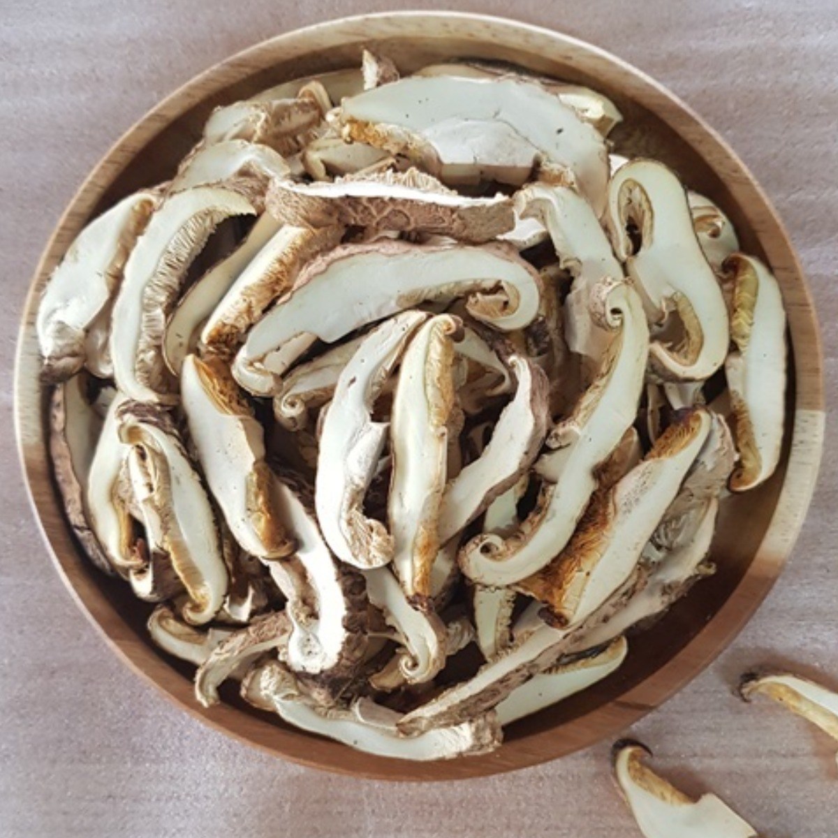 형지표고버섯 국산 참나무 원목 건 표고버섯 슬라이스 200g 건표고버섯, 1개, 200g 17,400원