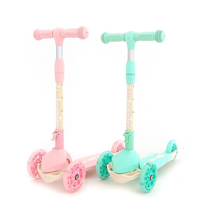 구름과환경 21세기 미니접이식 킥보드 크림 34,800원