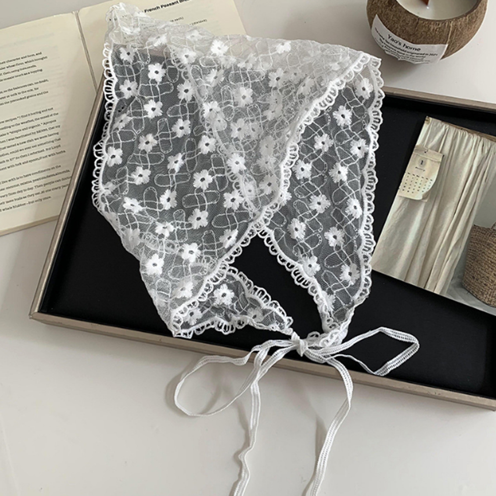 하우매니 화이트 무드 레이스 보닛 8,900원