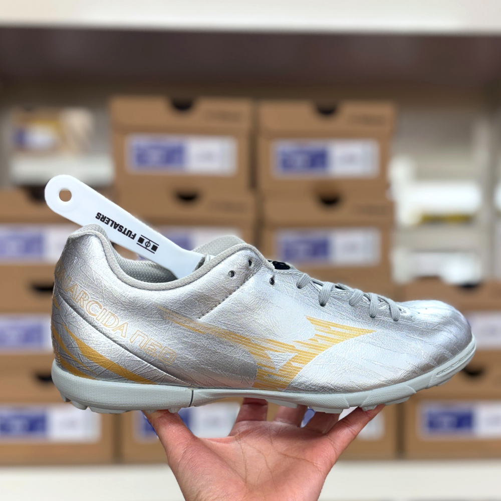 미즈노 발볼넓은 풋살화 모나르시다 네오 살라 클럽 AS TF 미니주걱 포함 85,800원