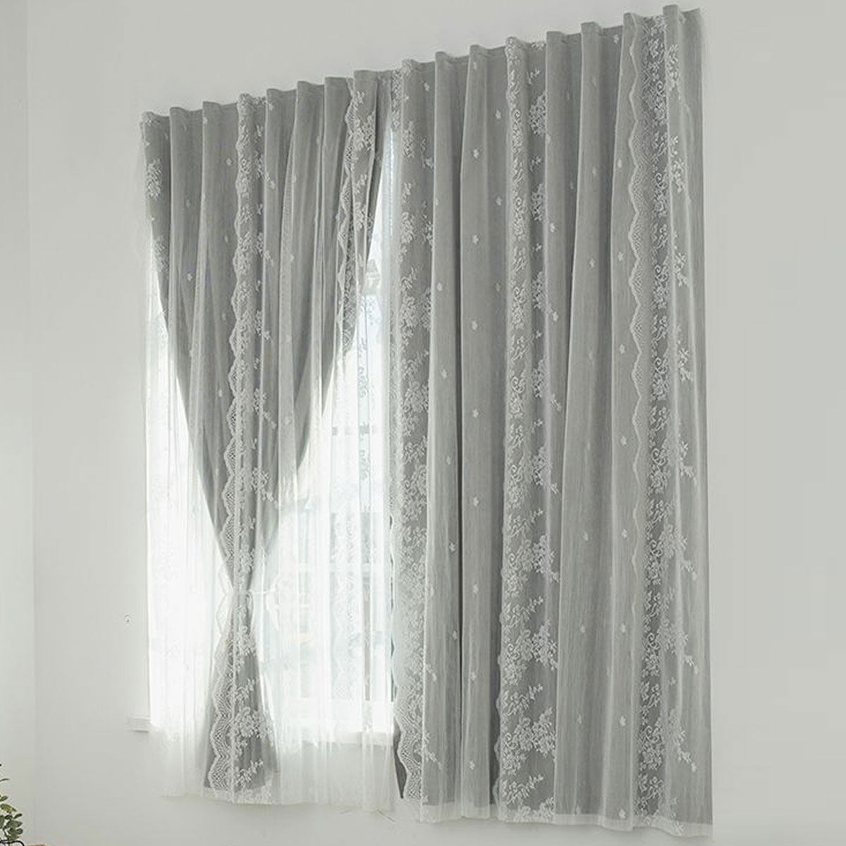 Tooliva 창문형커튼 붙이는 쉬폰 암막 레이스 커텐 100%비침없는 붙이는 봉집형 벨크로 무설치 22,900원