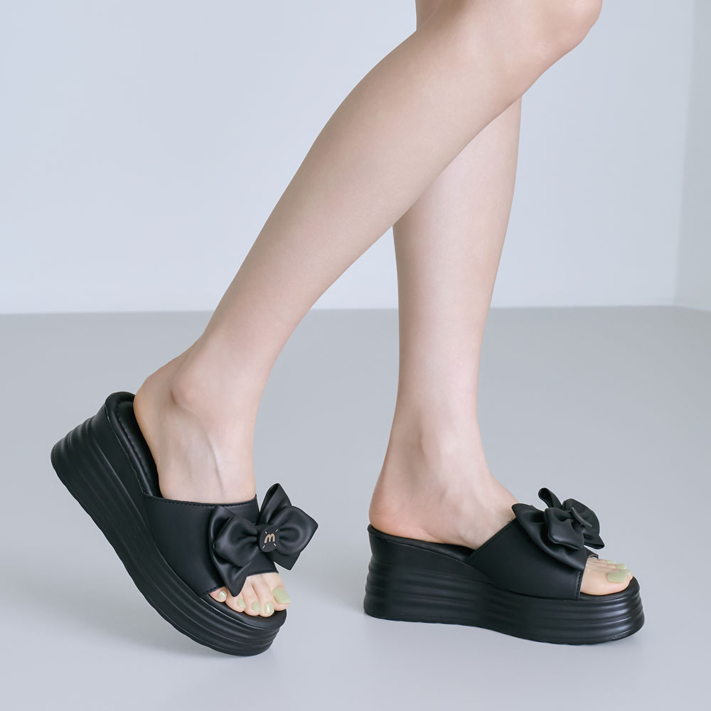 에스유니 발편한 여성 가보시 웨지힐 여름 통굽 뮬 슬리퍼 8cm 36,900원