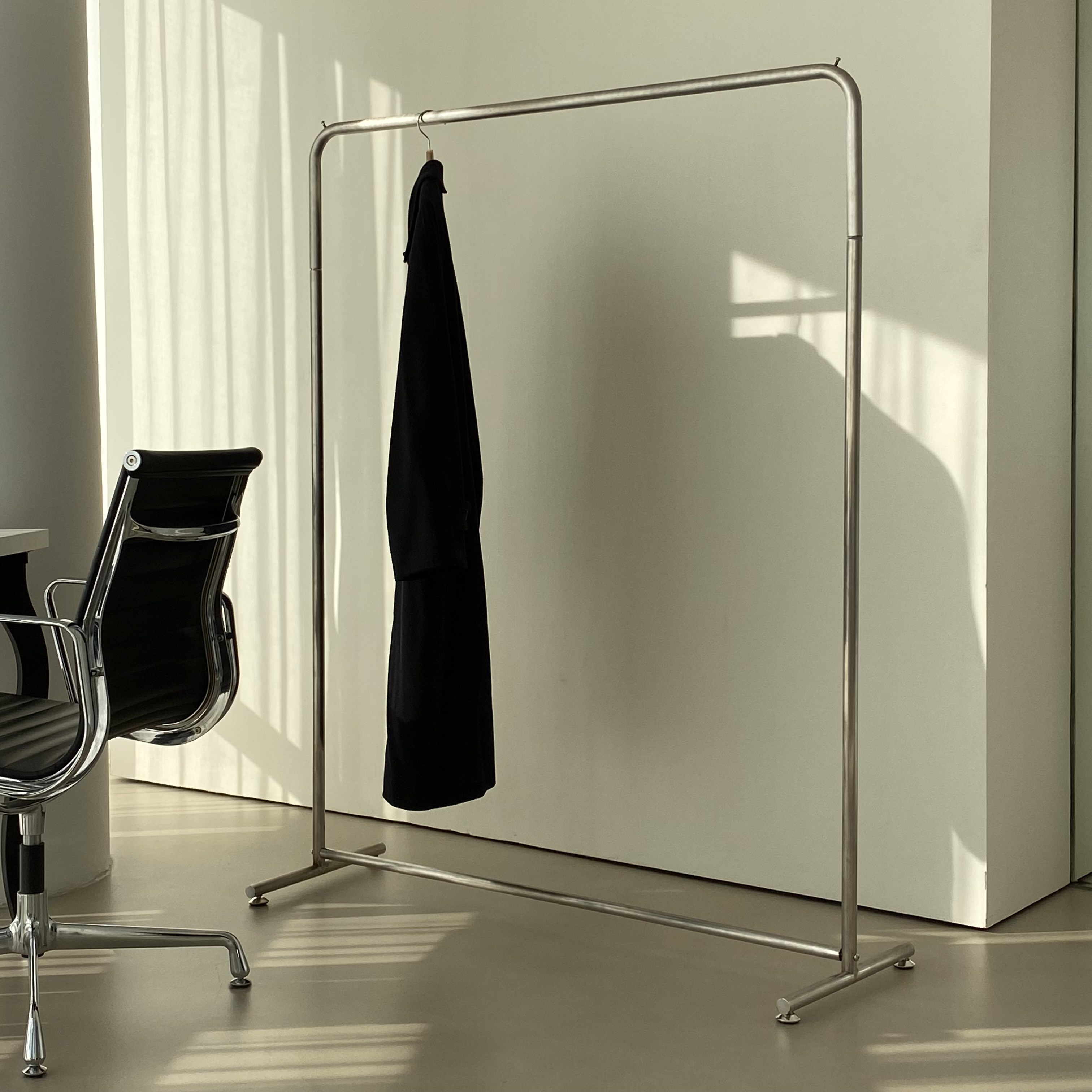 매장용 스텐 스탠드 행거 인테리어 스틸 실버 진열대 옷가게 의류매장 135,000원