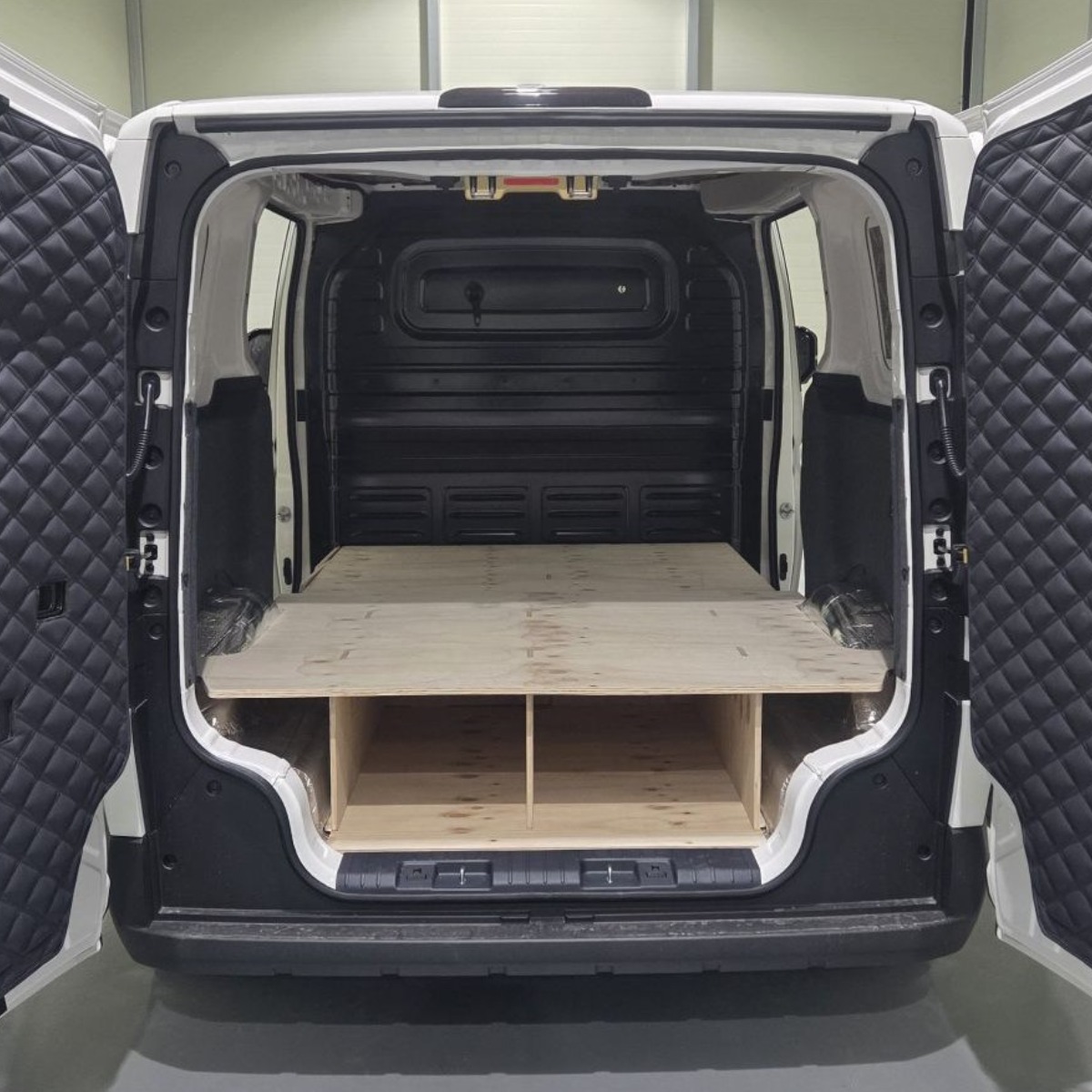 PV5 바닥 평탄화 높이 300 전체형 431,600원