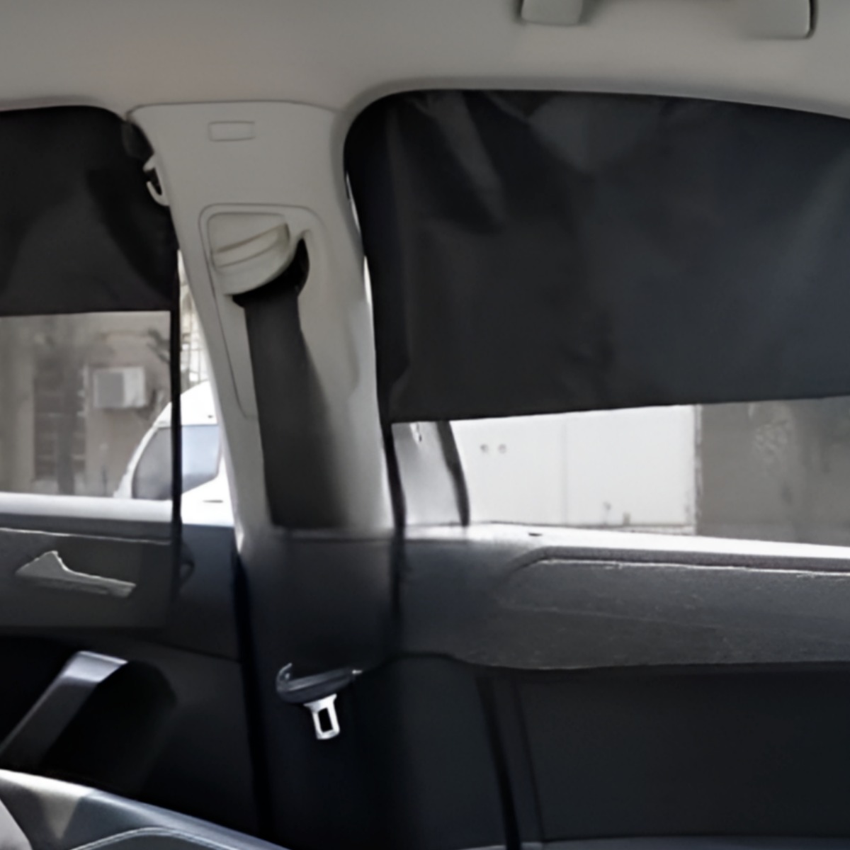 히어로 차량용햇빛가리개 자석 메쉬 자외선차단 앞좌석2P+뒷좌석2p, 1세트, 네추럴블랙 23,900원