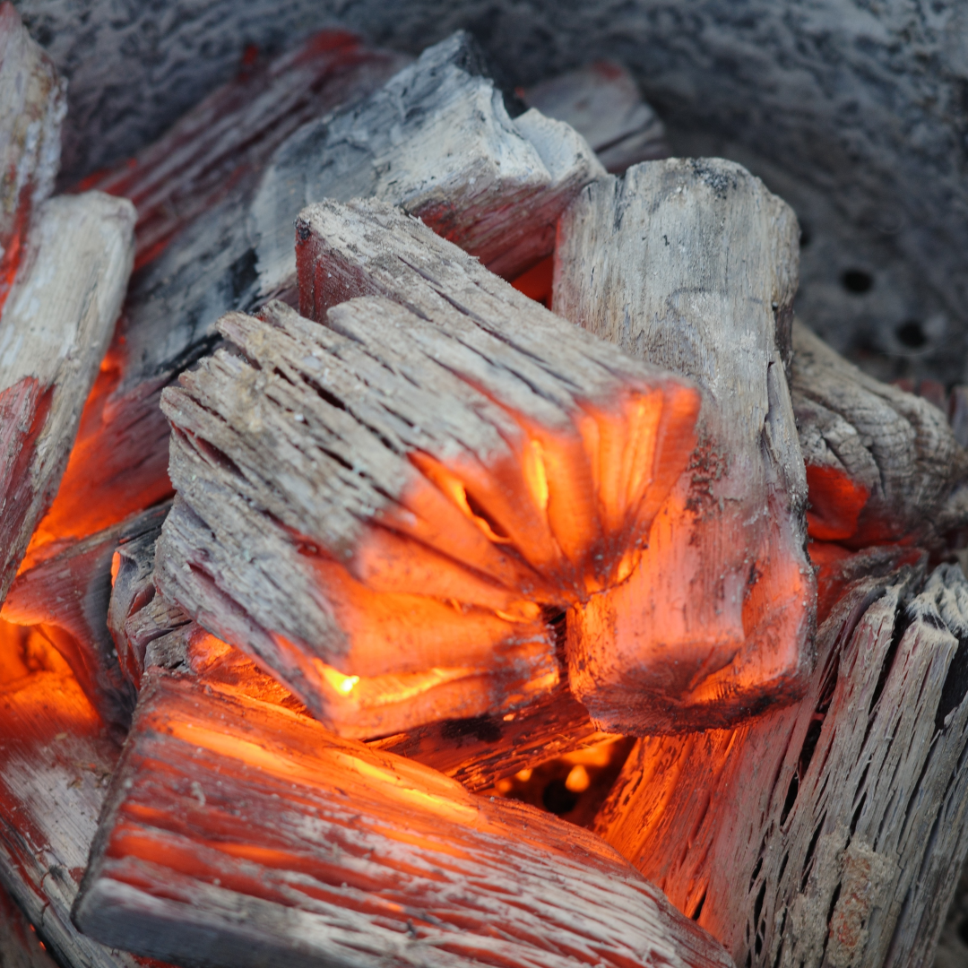 진천참숯 오래가는 국내산 백탄 숯 캠핑 바베큐 국산 숫 추천 야외용 펜션 고기집 구이용 업소용 1박스, 1개, 5kg 33,900원
