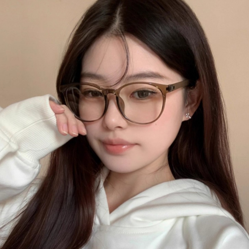 일더하기일 TR90 오버 사이즈 슬림 프레임 블루라이트 차단 안경 13,900원