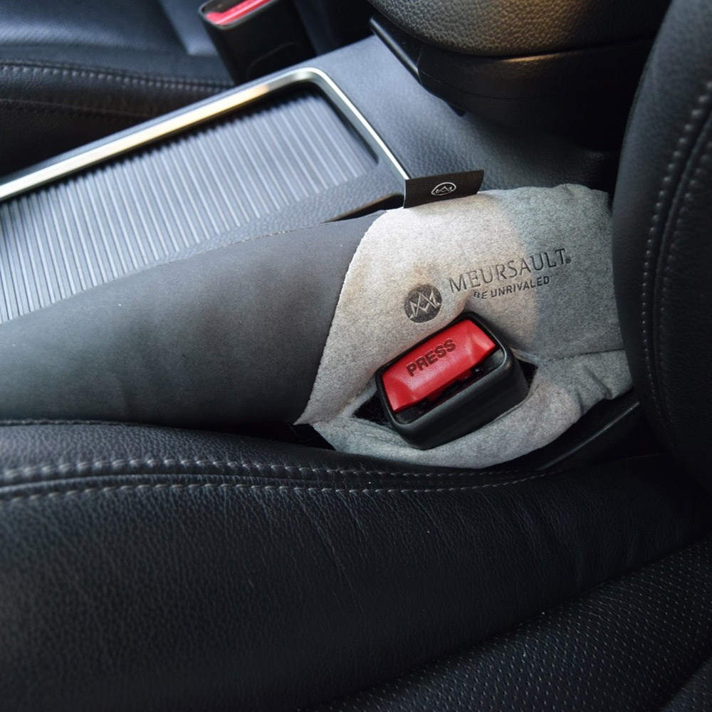 뫼르소 시즌2 차량용 틈새쿠션 (1+1) 2P, 플래티넘실버, 1개 28,500원