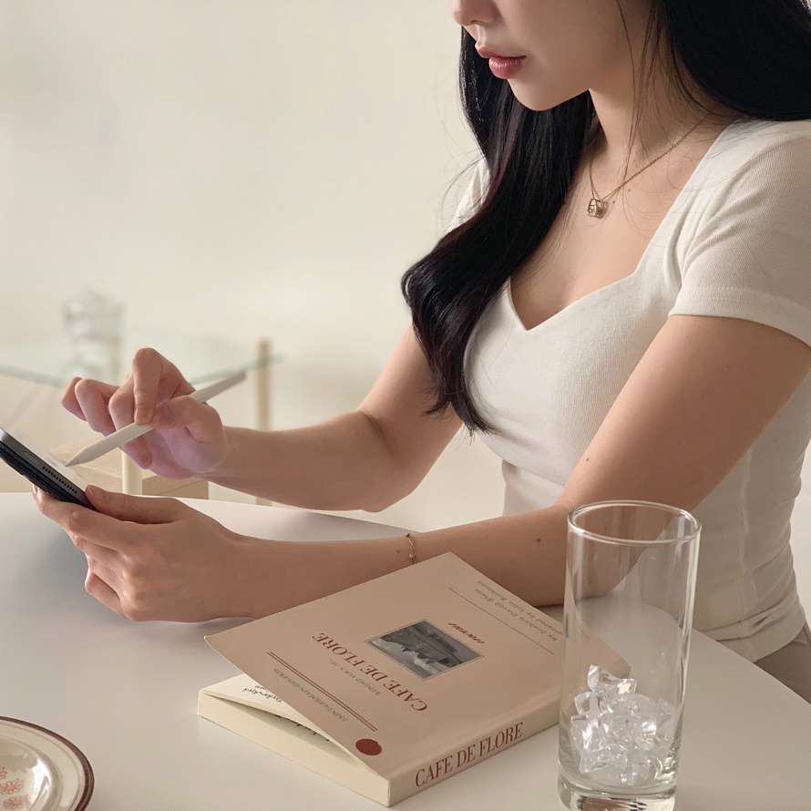 굿즈엔 유무선충전 아이패드 호환 3세대 펜슬 38,900원