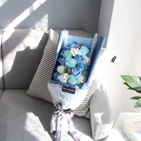 모리앤 33송이 비누조화꽃다발 선물박스 3Color 26,800원