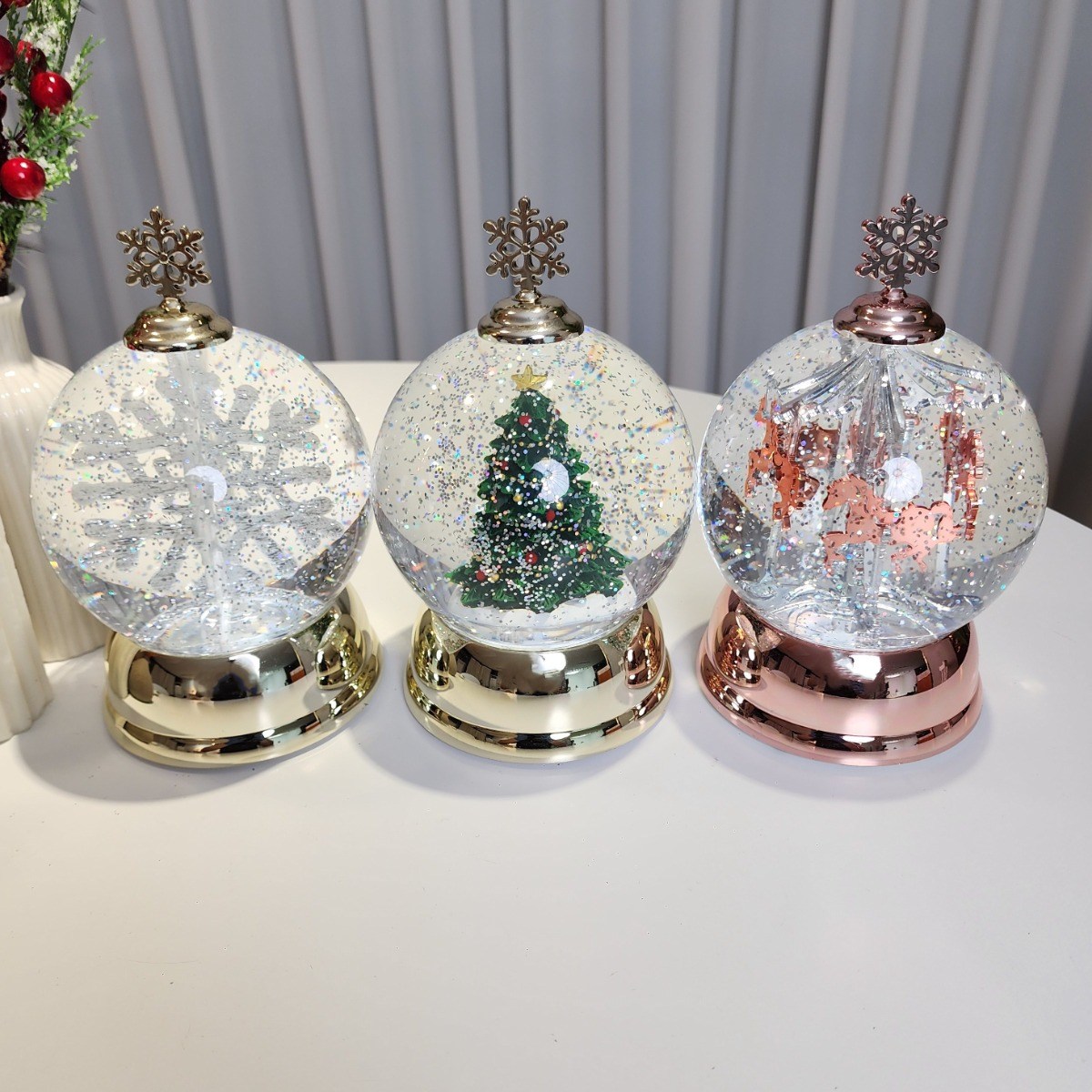 눈꽃 수정 원형 워터볼 오르골 3종 어린이 생일 연말 선물 무드등, 1.눈꽃 37,880원