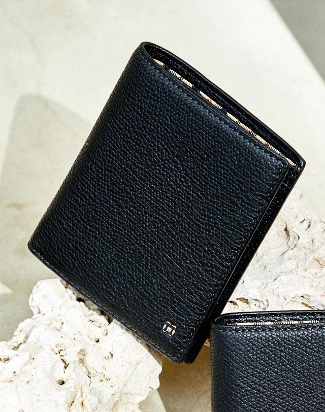 25FW [중지갑][ALEX][알렉스] 블랙 유럽 수입 가죽 내부 체크 라인 포인트 DBWA5F852BK 208,000원