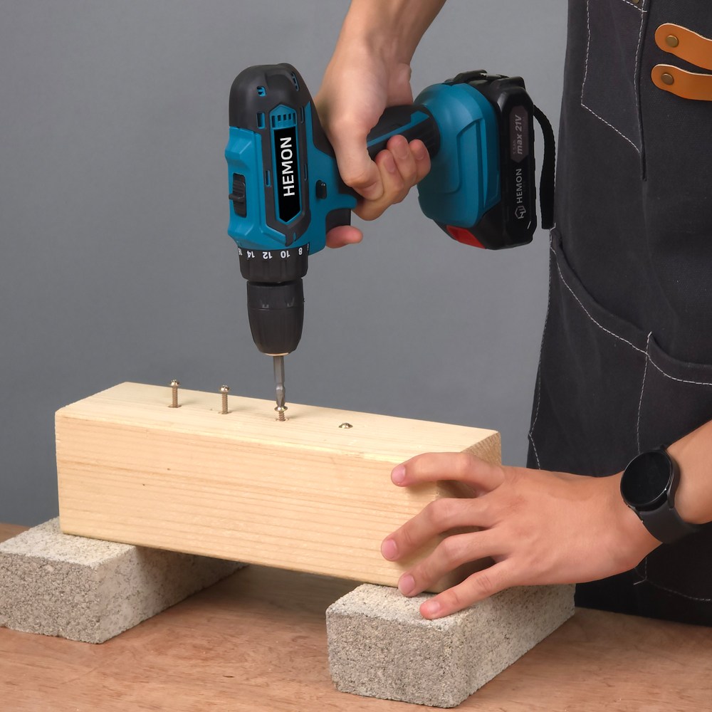 헬릭스케어 더원오닉스 전동드릴 공구세트 35,990원