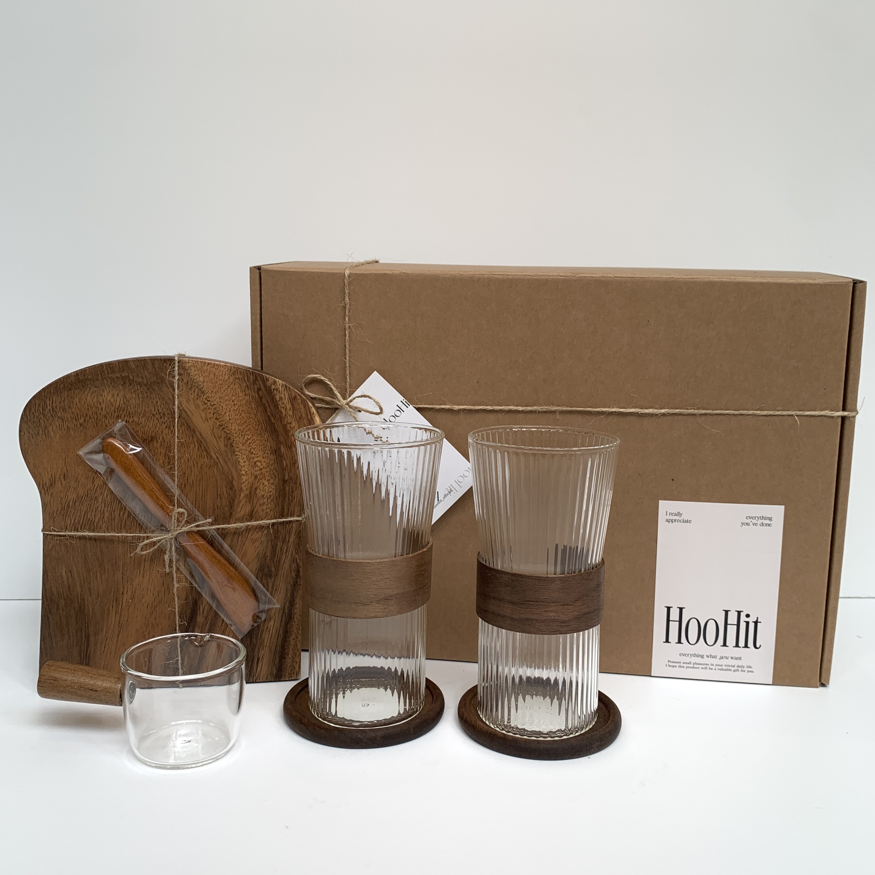HOOHIT 집들이선물 우드 플레이팅 홈카페 선물세트+쇼핑백, 우드홀더 내열유리컵 450ml 2P, 1세트 66,500원