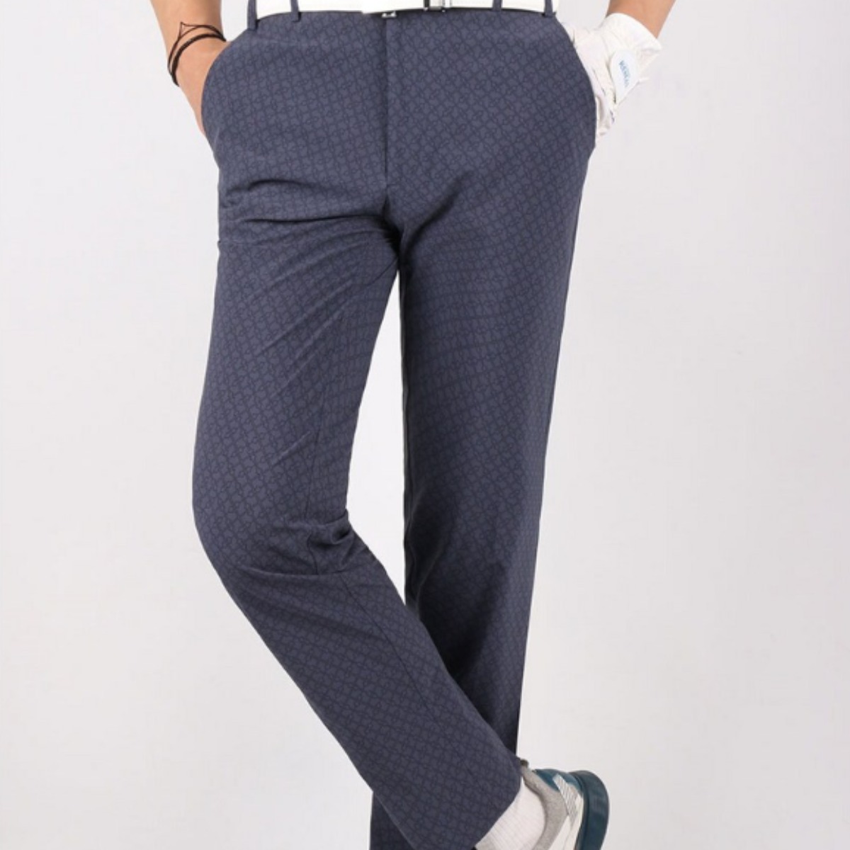 엔케이아울렛 NKB-AR패턴자수골프바지 남성 중년남자 클래식핏 골프웨어 골프복 빅사이즈 49,800원