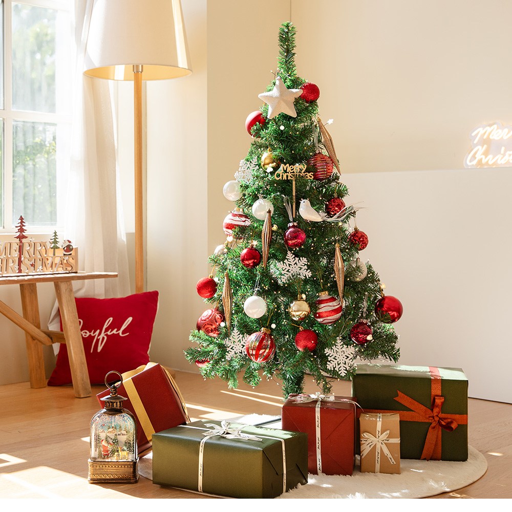 디에스리빙 120cm 크리스마스트리+지네전구+오너먼트+가방 풀세트 50,000원