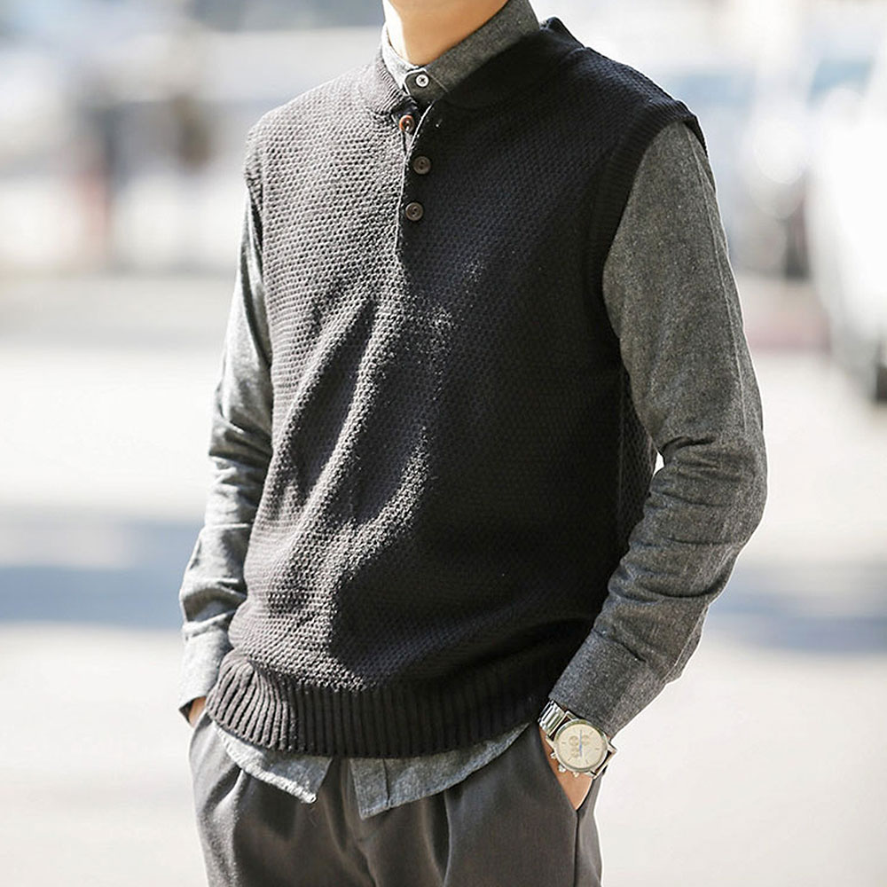 블루포스 카베르 니트 조끼 세미오버핏 헨리넥 29,700원