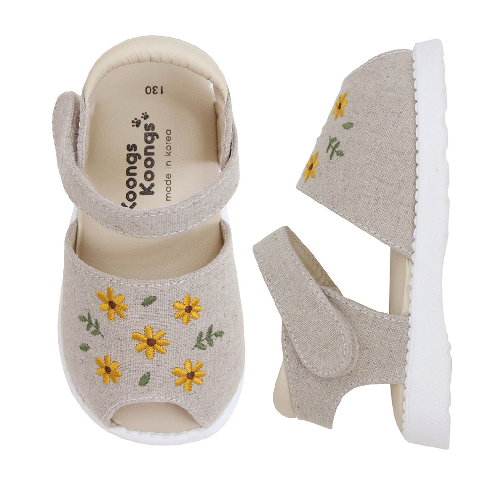 쿵스쿵스 자수 삑삑이샌들 아기샌들 유아샌들 삑삑이 걸음마신발 32,900원